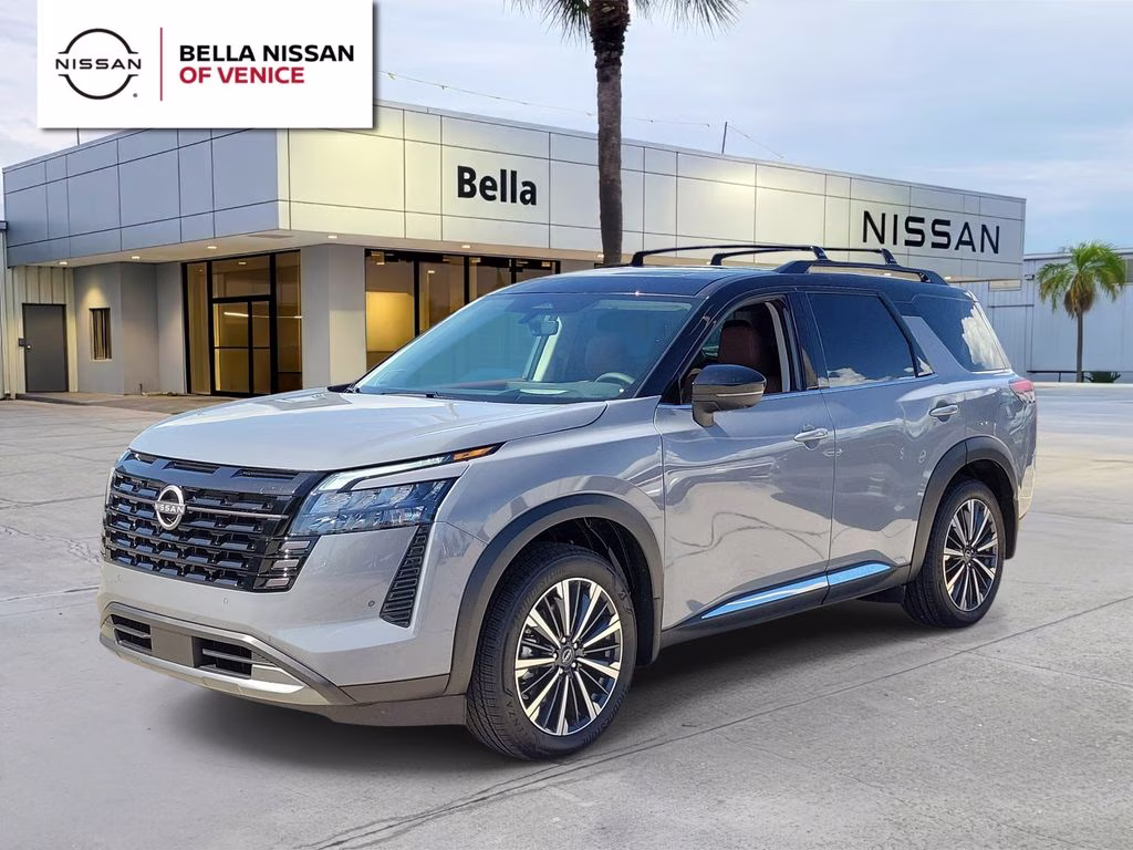 2026 Boulder Gray/Super Black Nissan Pathfinder Platinum FWD SUV