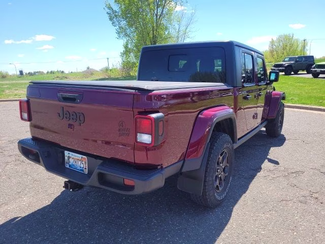 2022 Snazzberry Pearlcoat Jeep Gladiator Willys 4X4 Truck