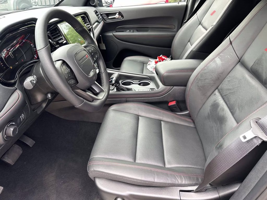 2026 DB Black Crystal Clearcoat Dodge Durango GT Plus HEMI V8 AWD SUV