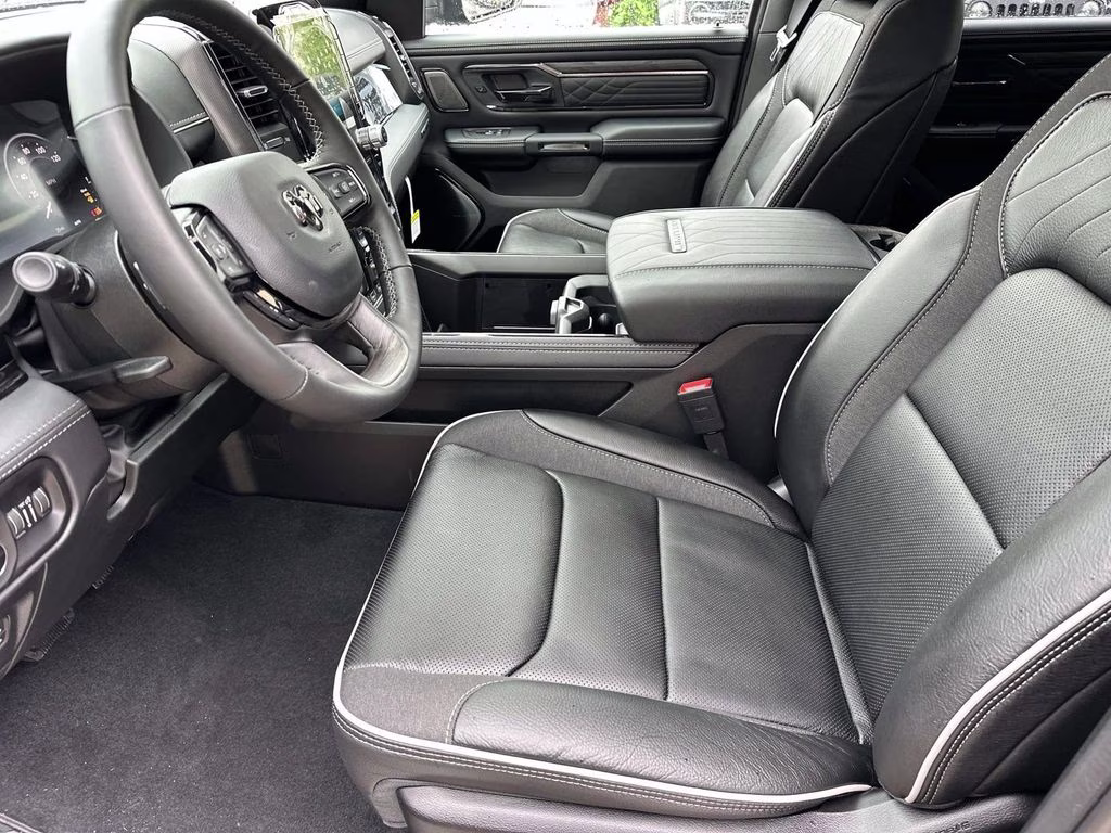 2026 Diamond Black Crystal Pearlcoat Ram 1500 Limited 4X4 Truck