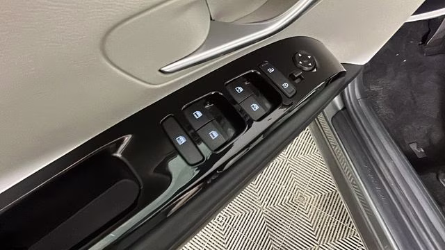 2022 Amazon Gray Hyundai Tucson Limited AWD SUV