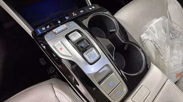 2022 Amazon Gray Hyundai Tucson Limited AWD SUV