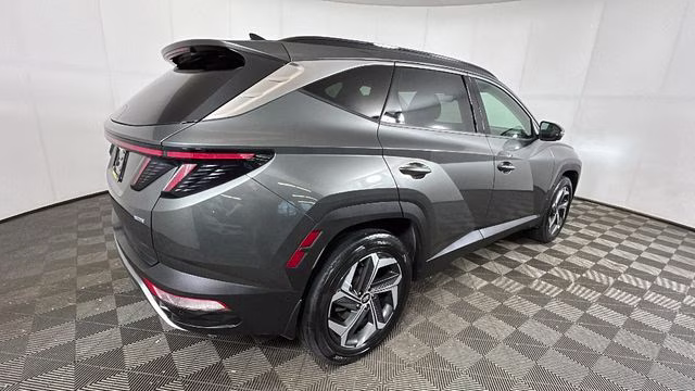 2022 Amazon Gray Hyundai Tucson Limited AWD SUV