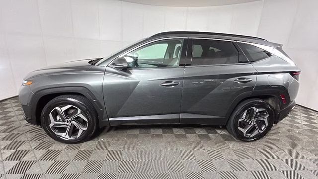 2022 Amazon Gray Hyundai Tucson Limited AWD SUV