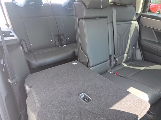 2026 Shimmering Silver Pearl Hyundai Santa Fe XRT AWD SUV