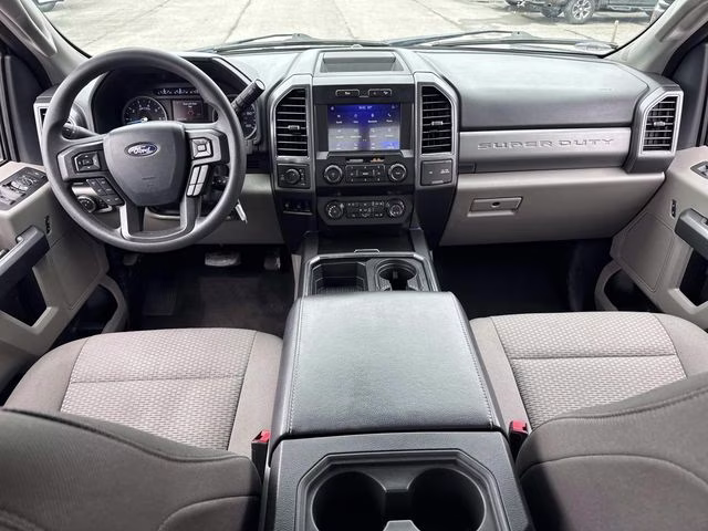 2022 Gray Metallic Ford Super Duty F-250 SRW XLT 4X4 Truck
