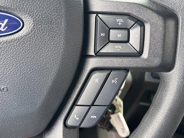 2022 Gray Metallic Ford Super Duty F-250 SRW XLT 4X4 Truck