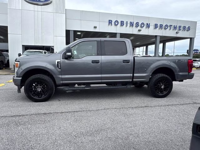 2022 Gray Metallic Ford Super Duty F-250 SRW XLT 4X4 Truck