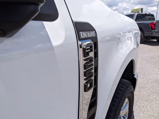 2026 Oxford White Ford Super Duty F-250 SRW King Ranch 4X4 Truck