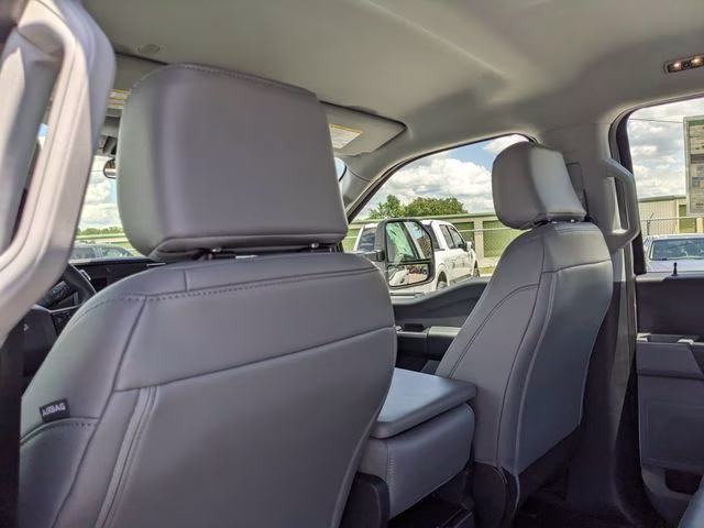 2026 Oxford White Ford Super Duty F-350 SRW XL 4X4 Truck