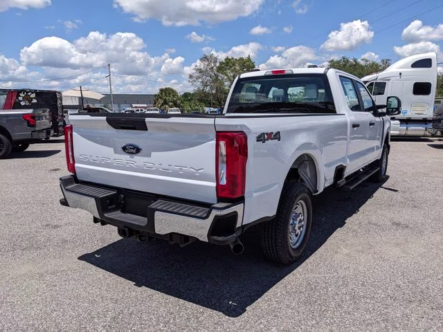 2026 Oxford White Ford Super Duty F-350 SRW XL 4X4 Truck