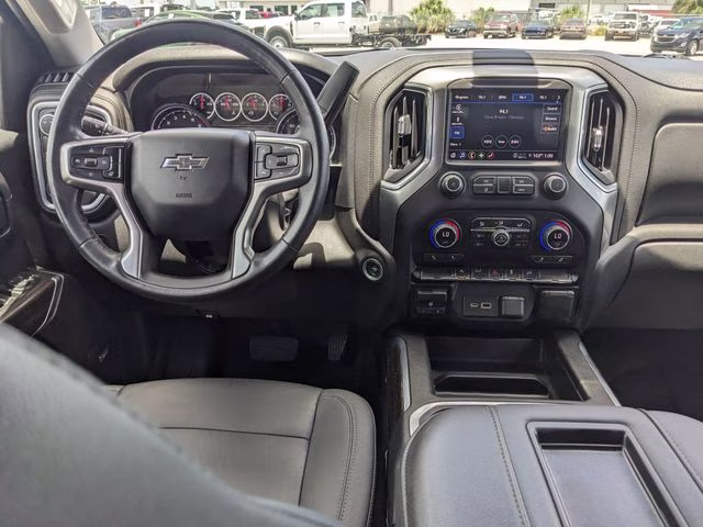 2021 Silver Ice Metallic Chevrolet Silverado 1500 RST RWD Truck