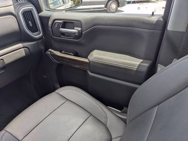 2021 Silver Ice Metallic Chevrolet Silverado 1500 RST RWD Truck