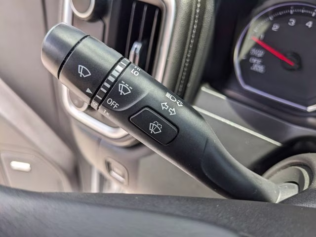 2021 Silver Ice Metallic Chevrolet Silverado 1500 RST RWD Truck