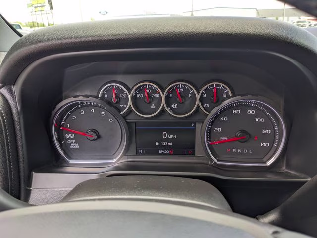 2021 Silver Ice Metallic Chevrolet Silverado 1500 RST RWD Truck