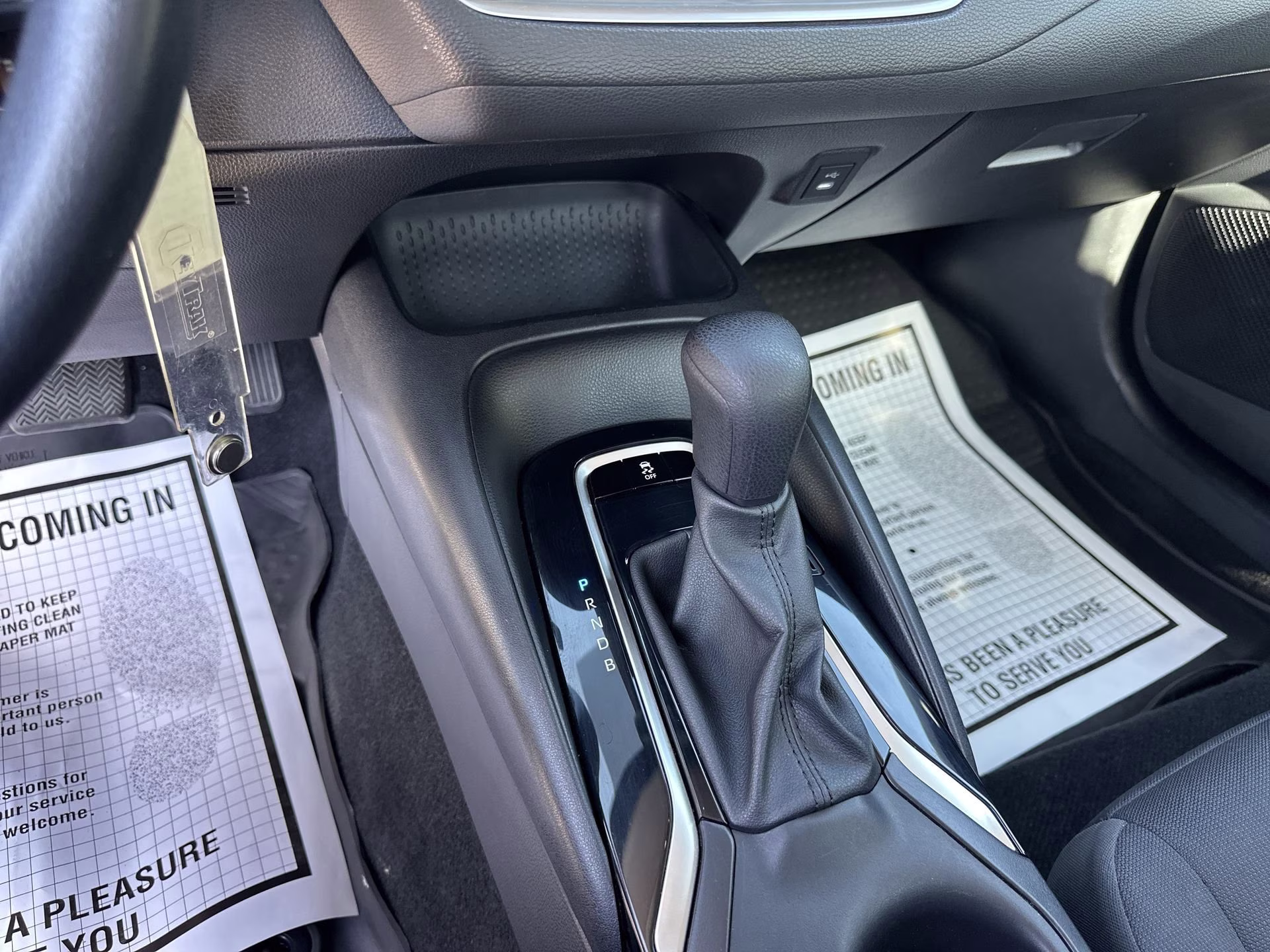 2023 Ice Cap Toyota Corolla LE FWD Sedan