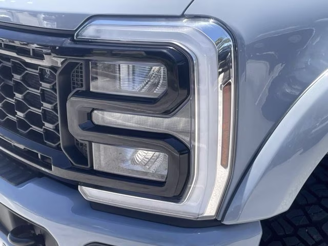 2026 Glacier Gray Metallic Tri-Coat Ford Super Duty F-250 SRW Lariat 4X4 Truck