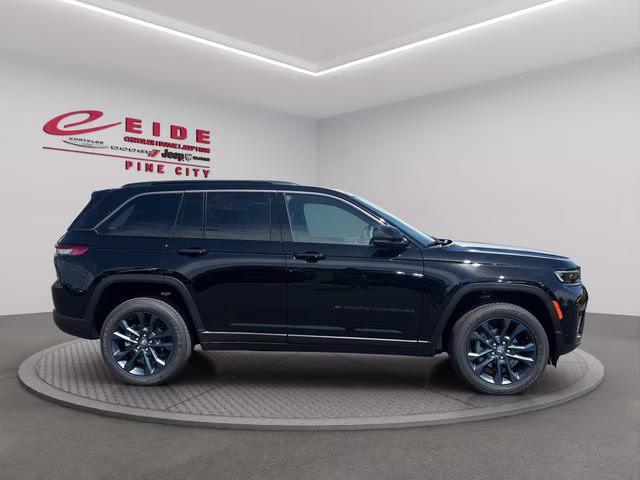 2026 Diamond Black Crystal Pearlcoat Jeep Grand Cherokee Limited 85th Anniversary 4X4 SUV