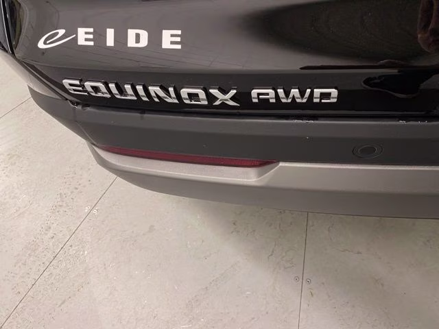 2026 Mosaic Black Metallic Chevrolet Equinox LT AWD SUV