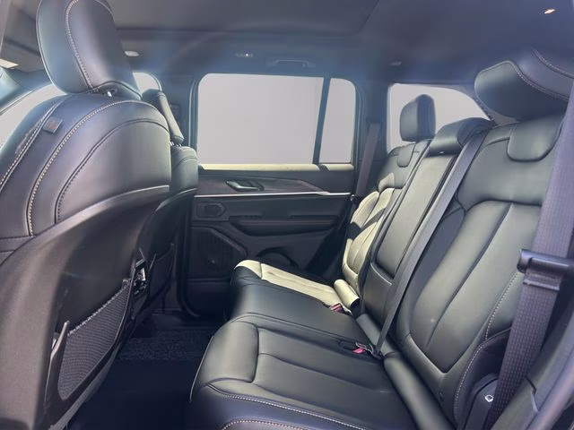 2026 Diamond Black Crystal Pearlcoat Jeep Grand Cherokee Limited 85th Anniversary 4X4 SUV