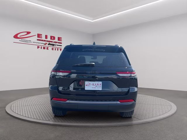2026 Diamond Black Crystal Pearlcoat Jeep Grand Cherokee Limited 85th Anniversary 4X4 SUV