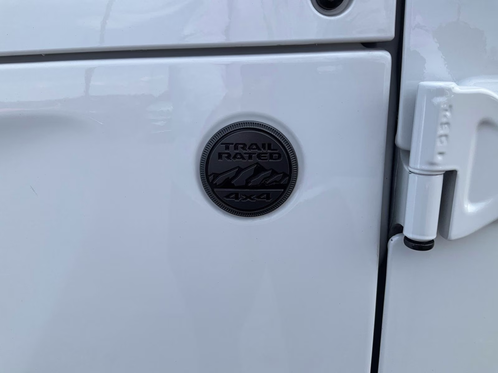 2024 Bright White Clearcoat Jeep Gladiator Nighthawk 4X4 Truck