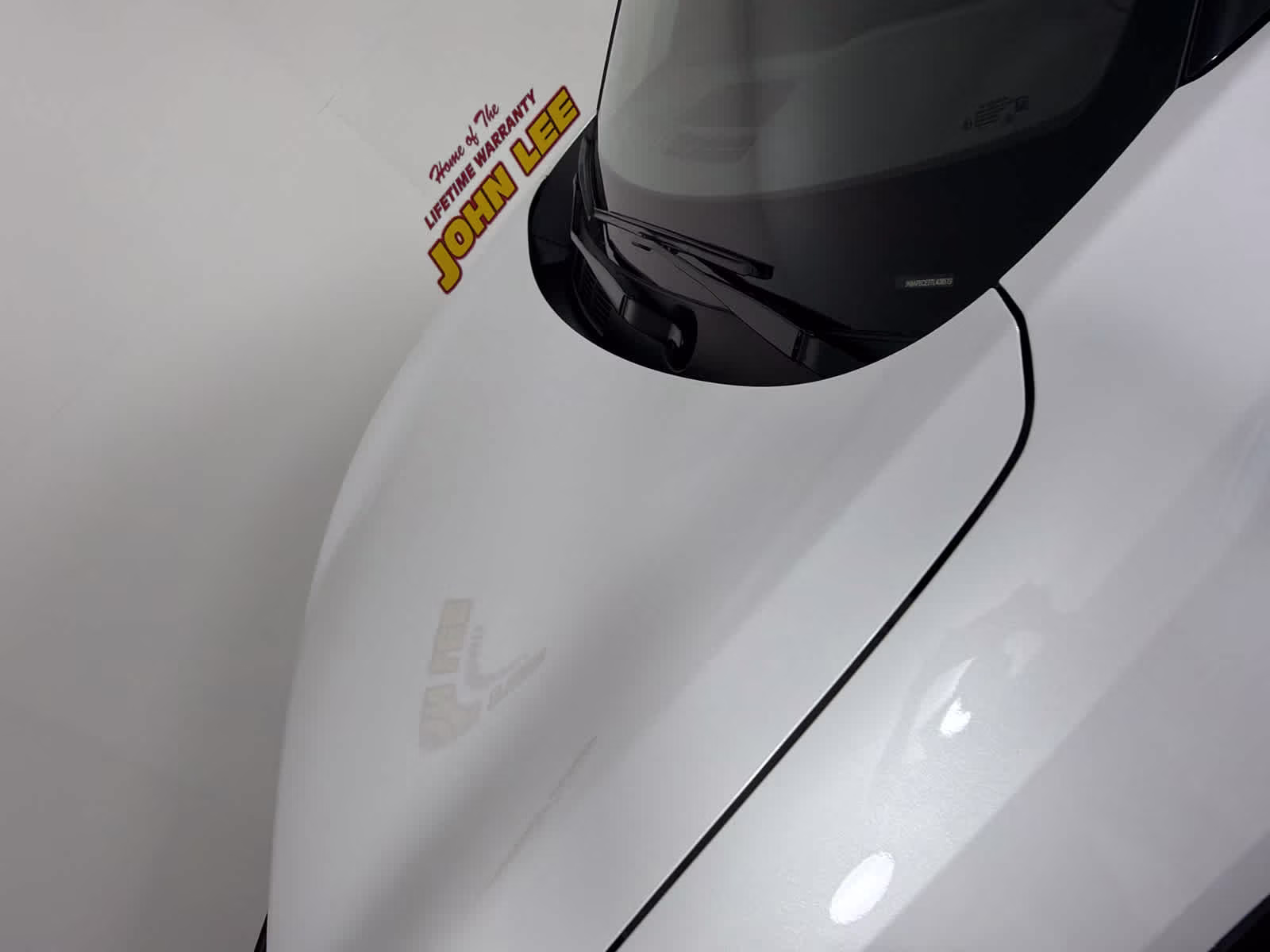 2026 Aspen White Tricoat/Super Black Nissan Kicks SV FWD SUV