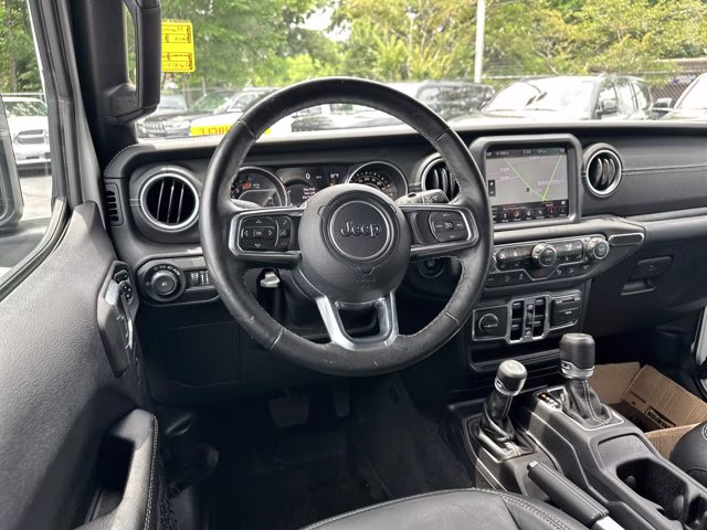 2018 Bright White Clearcoat Jeep Wrangler Unlimited Sahara 4X4 Convertible