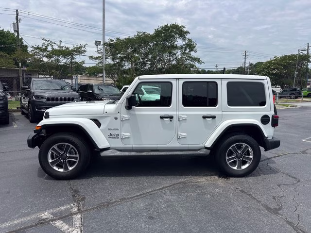 2018 Bright White Clearcoat Jeep Wrangler Unlimited Sahara 4X4 Convertible