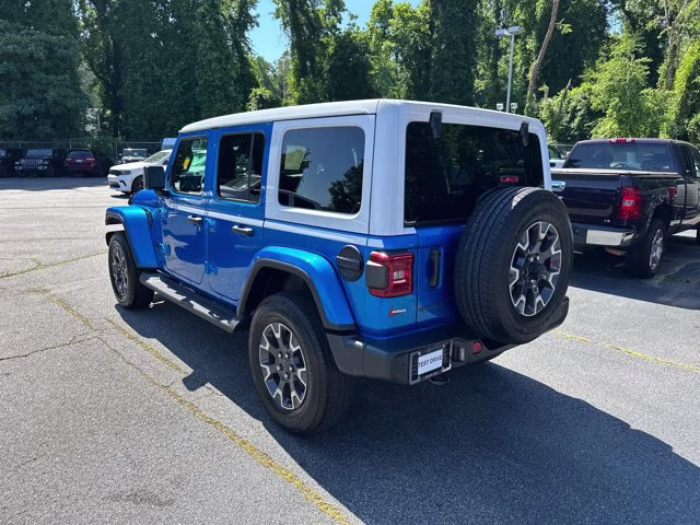 2026 Hydro Blue Pearl Coat Jeep Wrangler Sahara 4X4 Convertible