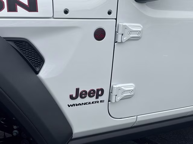 2026 Bright White Clearcoat Jeep Wrangler Rubicon 4X4 Convertible