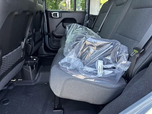 2026 Anvil Clear Coat Jeep Wrangler Rubicon 4X4 Convertible