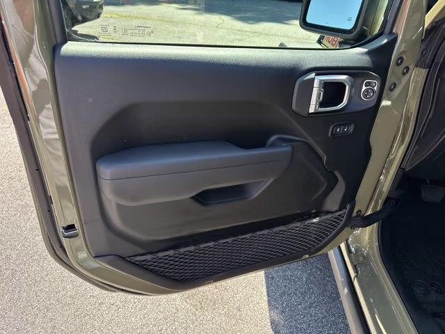 2026 41 Jeep Wrangler Rubicon 4X4 Convertible