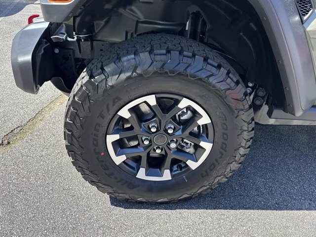 2026 41 Jeep Wrangler Rubicon 4X4 Convertible