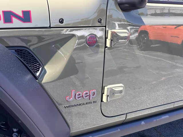 2026 41 Jeep Wrangler Rubicon 4X4 Convertible