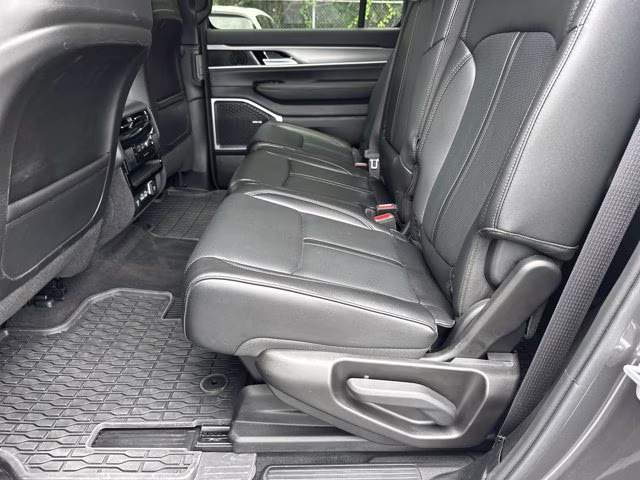 2025 Baltic Gray Metallic Clearcoat Jeep Wagoneer 4x2 RWD SUV