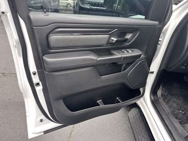 2023 Bright White Clearcoat Ram 1500 Big Horn 4X4 Truck