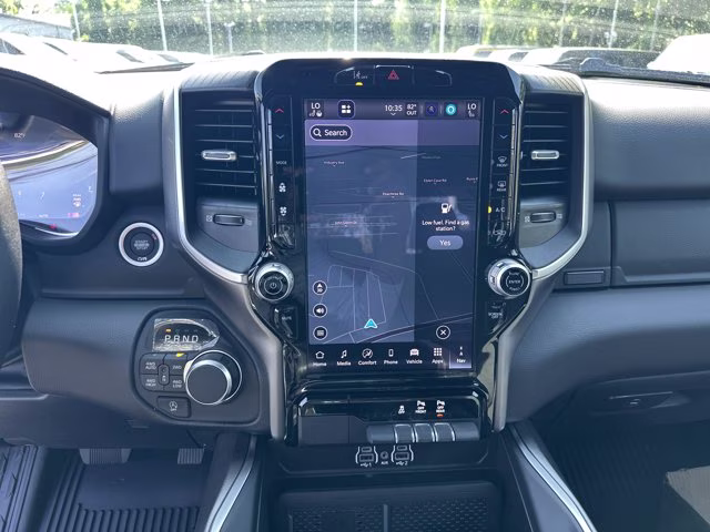 2026 Diamond Black Crystal Pearlcoat Ram 1500 Big Horn 4X4 Truck