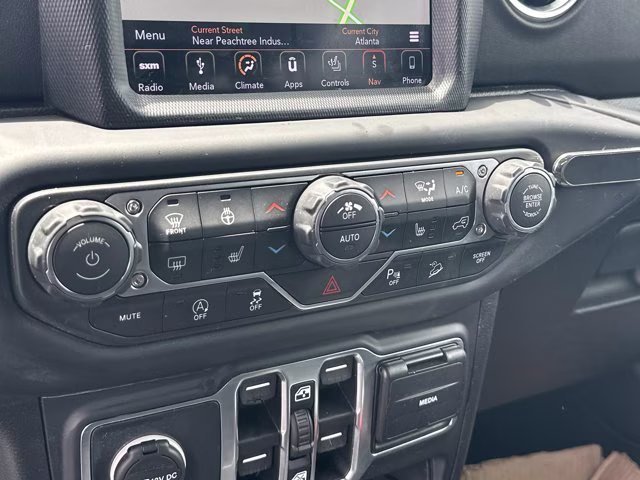 2018 Bright White Clearcoat Jeep Wrangler Unlimited Sahara 4X4 Convertible