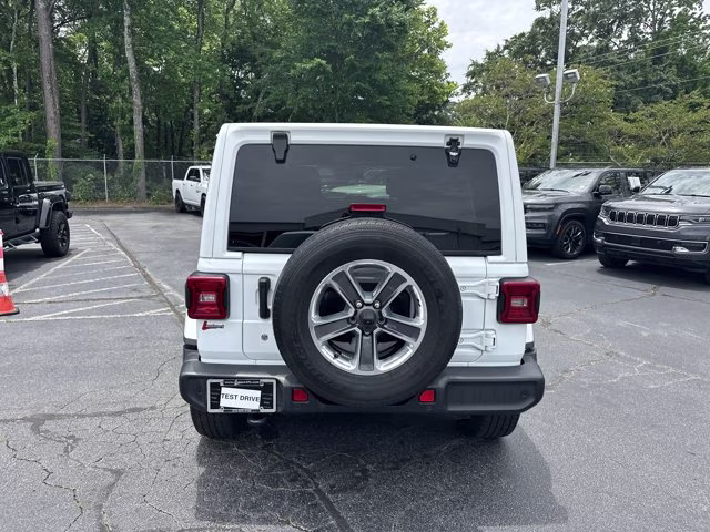 2018 Bright White Clearcoat Jeep Wrangler Unlimited Sahara 4X4 Convertible