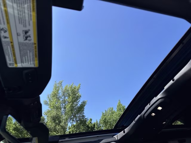 2026 Hydro Blue Pearl Coat Jeep Wrangler Sahara 4X4 Convertible