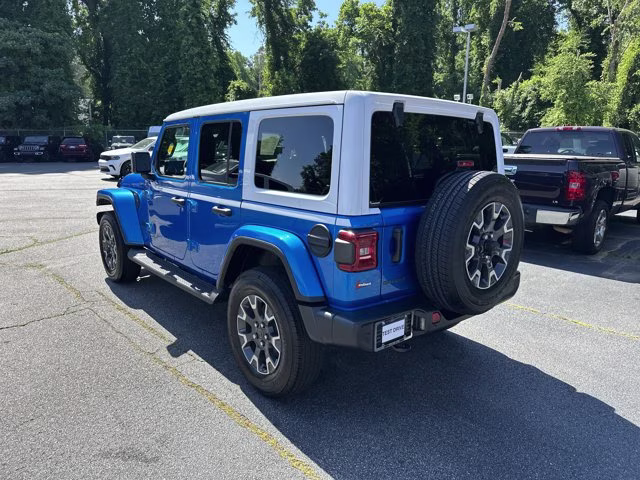 2026 Hydro Blue Pearl Coat Jeep Wrangler Sahara 4X4 Convertible