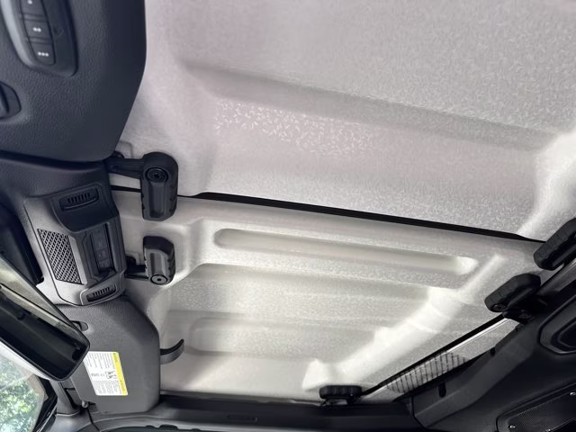 2026 Anvil Clear Coat Jeep Wrangler Rubicon 4X4 Convertible