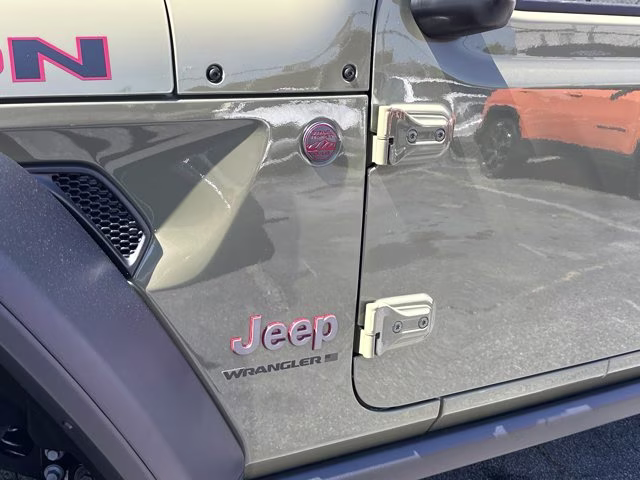 2026 41 Jeep Wrangler Rubicon 4X4 Convertible