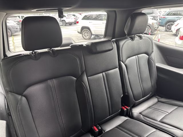 2025 Baltic Gray Metallic Clearcoat Jeep Wagoneer 4x2 RWD SUV