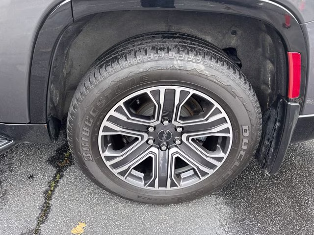 2025 Baltic Gray Metallic Clearcoat Jeep Wagoneer 4x2 RWD SUV