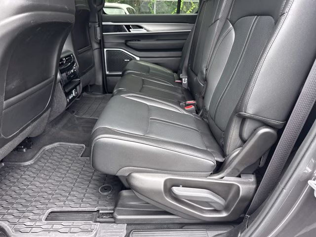 2025 Baltic Gray Metallic Clearcoat Jeep Wagoneer 4x2 RWD SUV