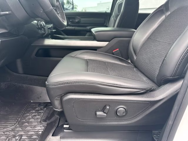 2023 Bright White Clearcoat Ram 1500 Big Horn 4X4 Truck