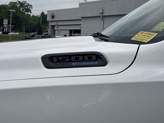 2023 Bright White Clearcoat Ram 1500 Big Horn 4X4 Truck
