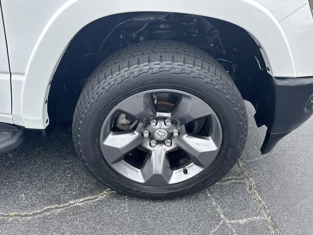 2023 Bright White Clearcoat Ram 1500 Big Horn 4X4 Truck